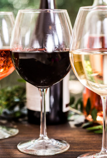 Vino Vibes: A Wine Tasting Comedy Experience